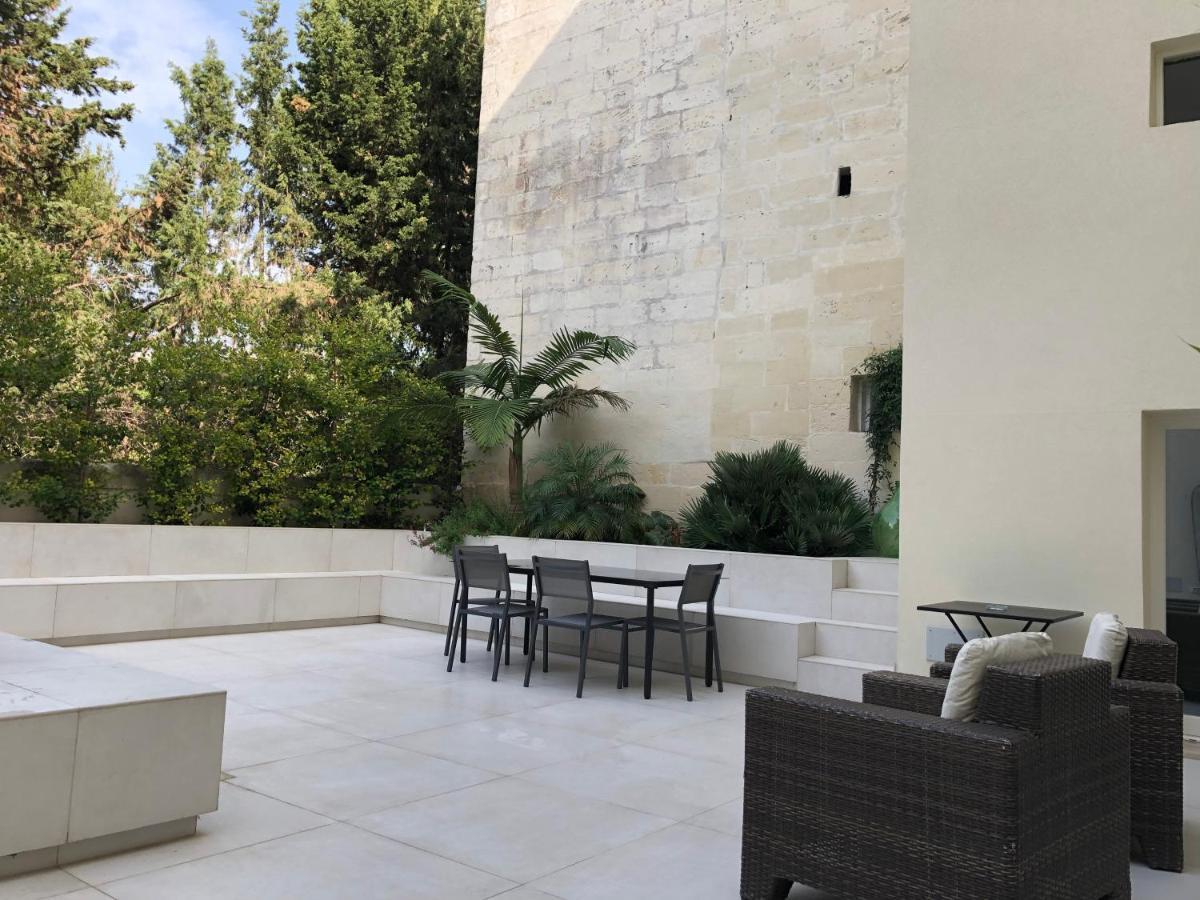 Carlo V - Con Piscina E Giardino Privati Lägenhet Lecce Exteriör bild
