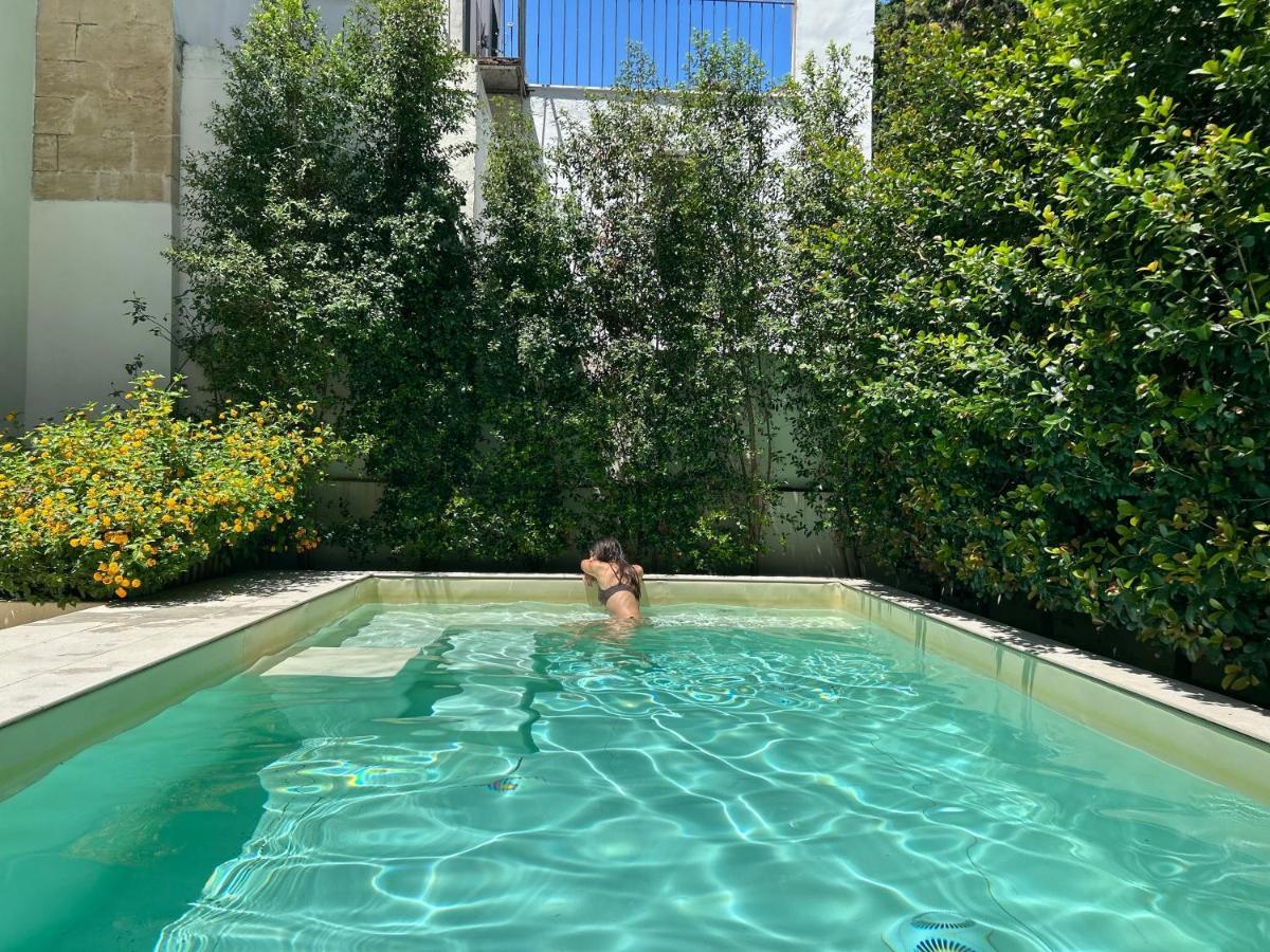 Carlo V - Con Piscina E Giardino Privati Lägenhet Lecce Exteriör bild